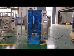 सोया सॉस ऑटो वर्टिकल लिक्विड फिलिंग मशीन फ्रूट पल्प जैम जूस शैम्पू जेल